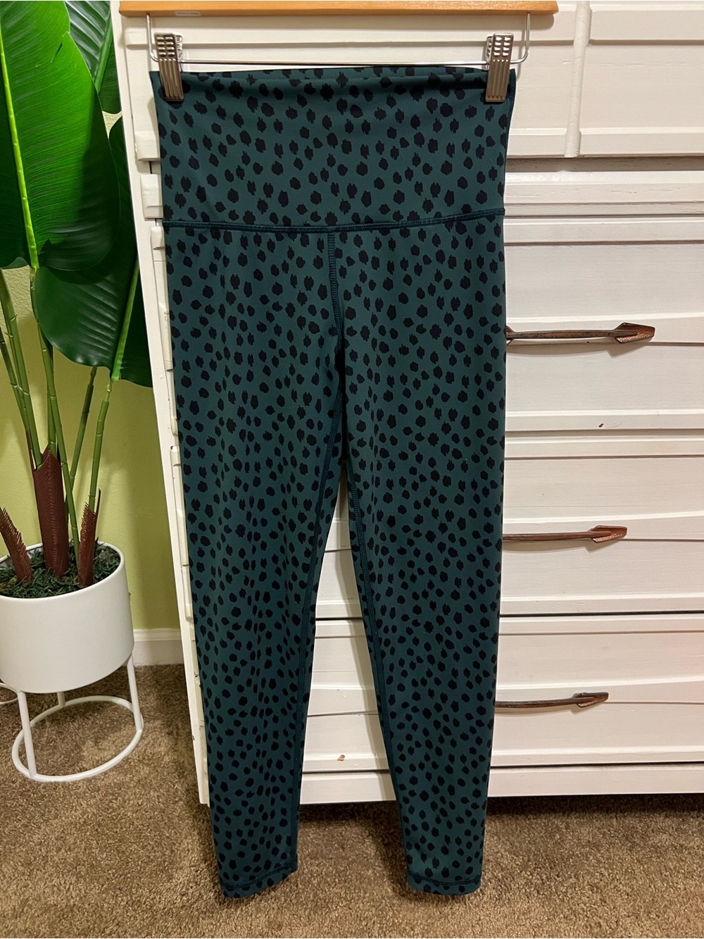 Aerie High-Waist Green Leopard Print Leggings